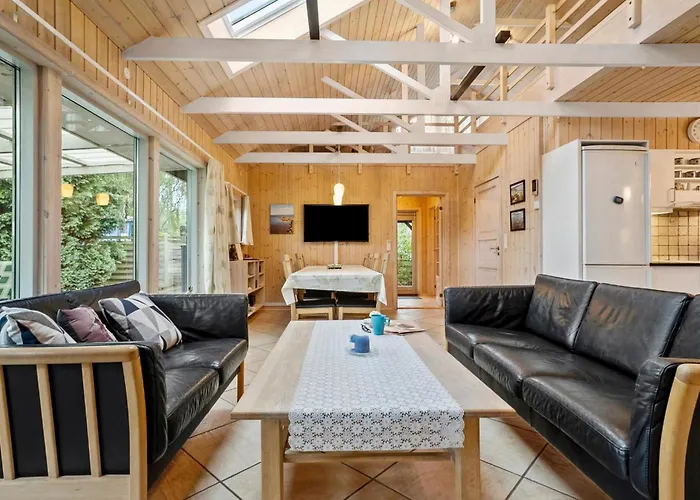 Gorgeous In With Sauna בית נופש *